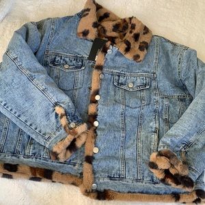 BNWT FashionNOVA “inner animal reversible jacket”